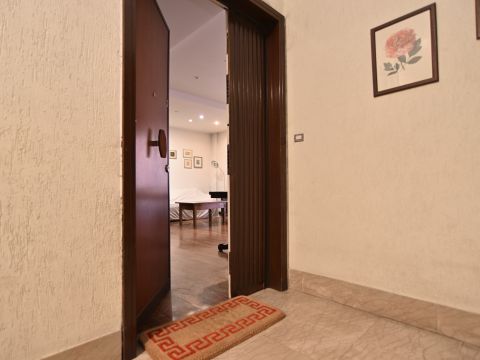 Via Antonio Serra, 122 - Roma