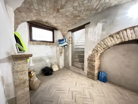 Via Alvaro de Mendoza, 5 - Sant'omero