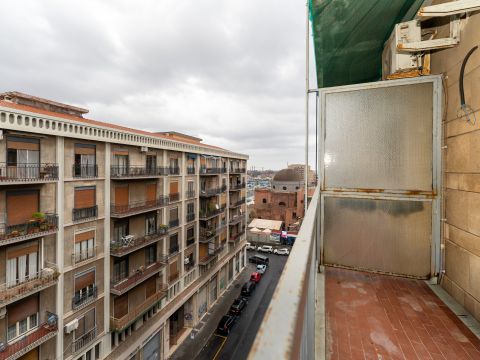 Via Don Luigi Sturzo, 142 - Catania