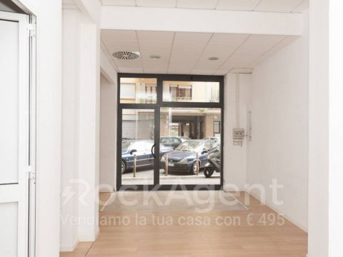 Via Ettore Bertolè Viale, 25