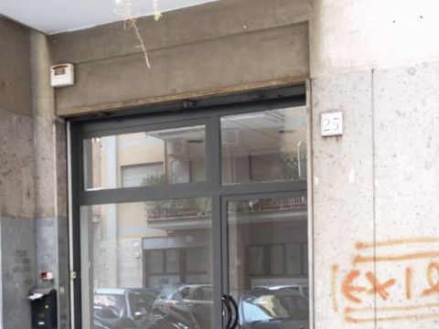 Via Ettore Bertolè Viale, 25