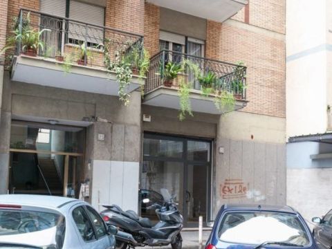 Via Ettore Bertolè Viale, 25