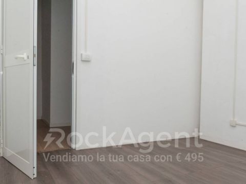 Via Ettore Bertolè Viale, 25