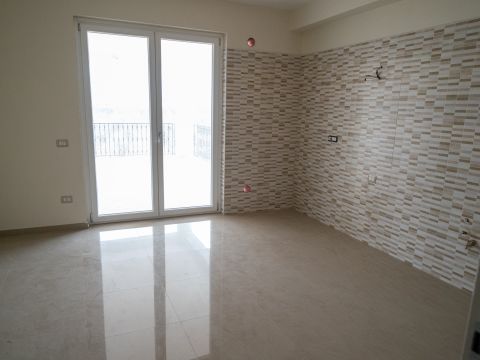 Via Forche Caudine, 165 - Maddaloni