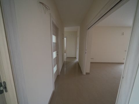 Via Forche Caudine, 165 - Maddaloni