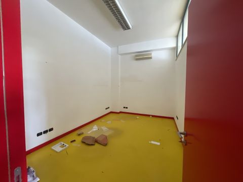 Via Acquasanta, 31 - Salerno