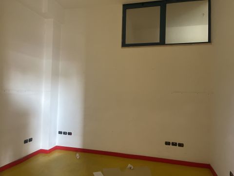 Via Acquasanta, 31 - Salerno