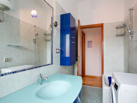 Viale Alessandrino, 304 - Roma