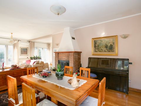 Via del Laghetto, 26b - Fiano Romano