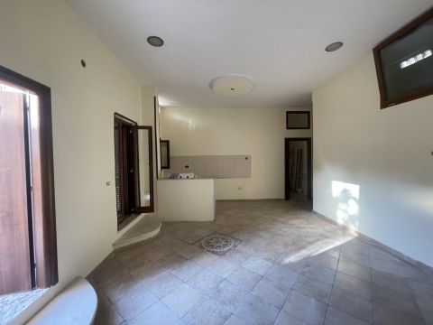 Via Angelo Volpicelli, 30/32 - Arzano