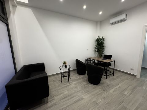 Via Ludovico di Monreale, 48 - Roma