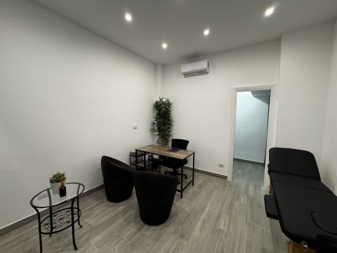 Via Ludovico di Monreale, 48 - Roma