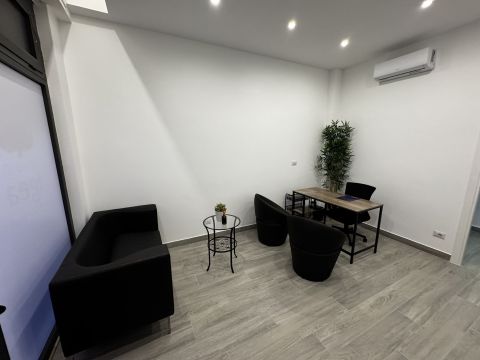 Via Ludovico di Monreale, 48 - Roma