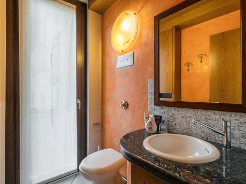 Via della Vittoria, 8 - Bonate Sopra