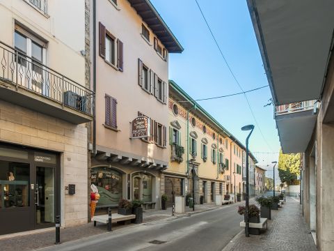 Via della Vittoria, 8 - Bonate Sopra