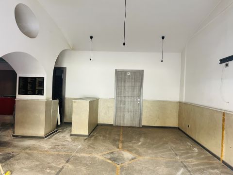 Via Angelo Volpicelli, 30/32 - Arzano