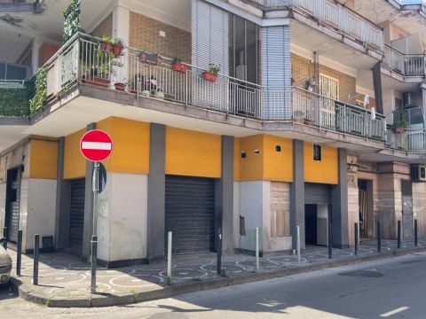 Via Angelo Volpicelli, 30/32 - Arzano