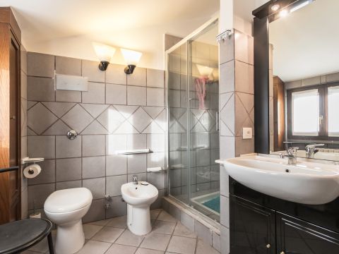 Via della Vittoria, 8 - Bonate Sopra