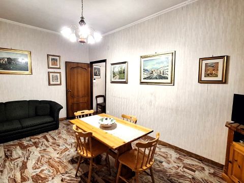 Via Antonello da Messina, 8 - Roma