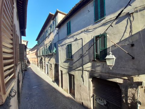 Via Roma, 35 - Acquapendente