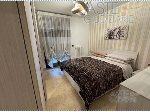 Via Francesco Eugenio Silvestri, 13 - Bari