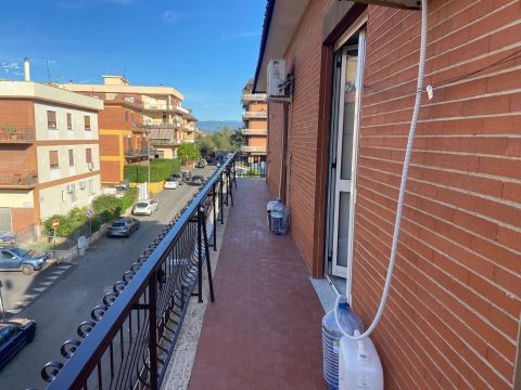 Via Montemarano, 68 - Roma