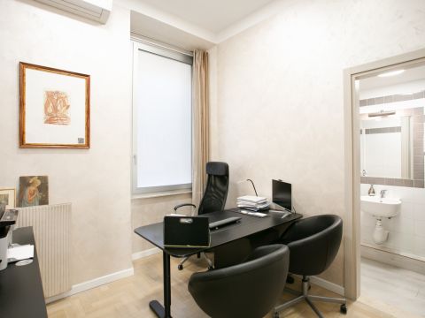 Via Luciano Manara, 25 - Roma