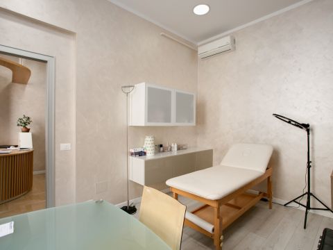 Via Luciano Manara, 25 - Roma