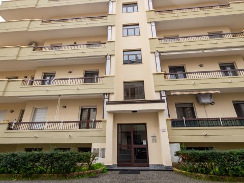 Via Nicola Misasi, 76 a - Catanzaro