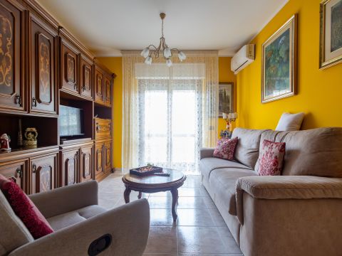 Via Nicola Misasi, 76 a - Catanzaro