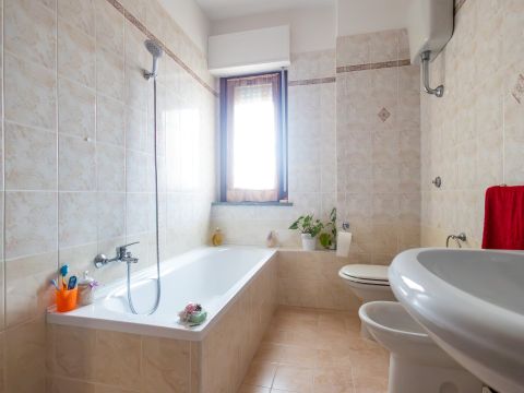 Via Nicola Misasi, 76 a - Catanzaro