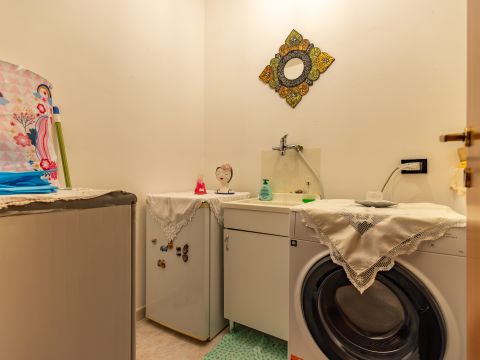 Via Nicola Misasi, 76 a - Catanzaro