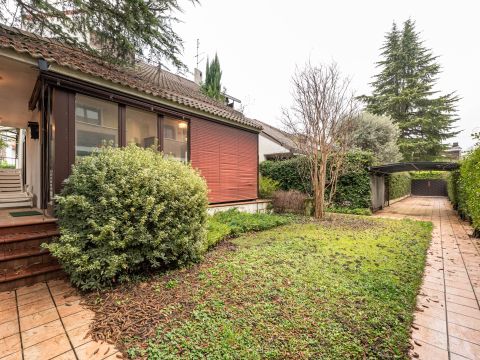 Via Eraclea, 4 - Padova