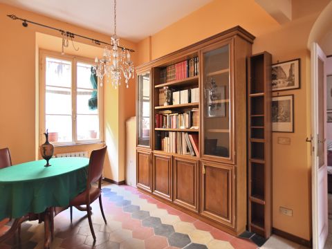 Via Augusto Valenziani, 16 - Roma