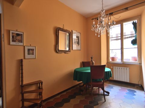 Via Augusto Valenziani, 16 - Roma