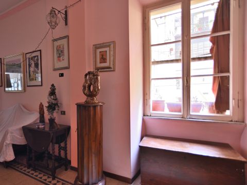 Via Augusto Valenziani, 16 - Roma