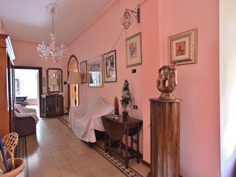 Via Augusto Valenziani, 16 - Roma