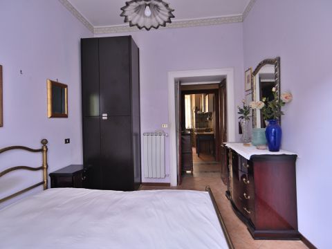 Via Augusto Valenziani, 16 - Roma