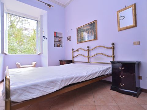 Via Augusto Valenziani, 16 - Roma