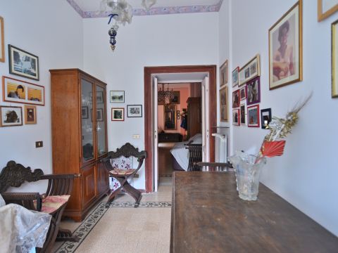 Via Augusto Valenziani, 16 - Roma