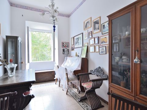 Via Augusto Valenziani, 16 - Roma