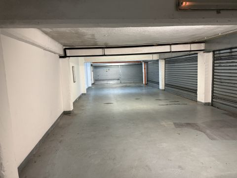 Via Sturla, 38 R - Genova