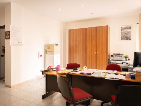 Via Ottaviano Cesare Augusto, 62 - Ottaviano