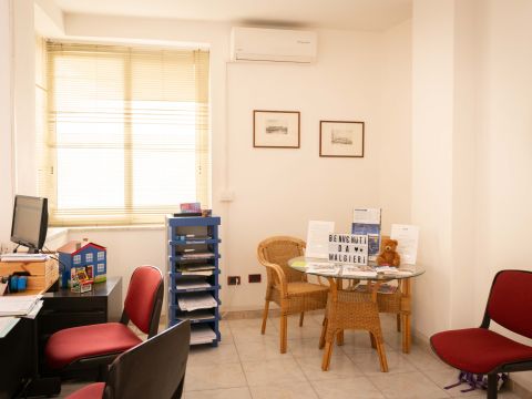 Via Ottaviano Cesare Augusto, 62 - Ottaviano