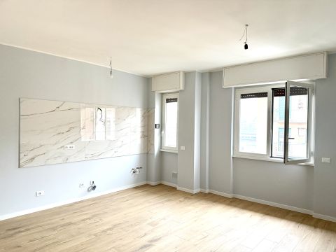 Via Cristoforo Gluck, 59 - Milano