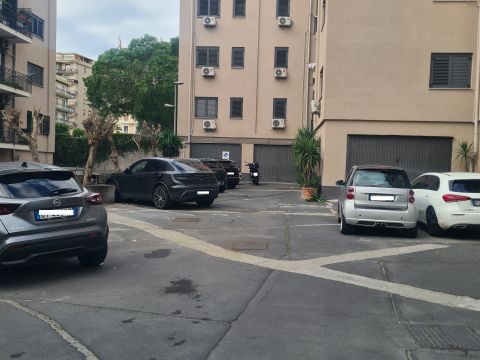 Viale Raffaello Sanzio, 2 - Catania