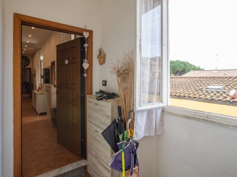 Via Antonio Gramsci, 42 - Livorno