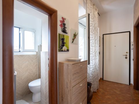 Via Antonio Gramsci, 42 - Livorno