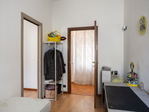 Via Antonio Gramsci, 42 - Livorno