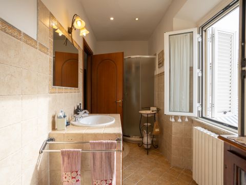 Via Antonio Gramsci, 42 - Livorno